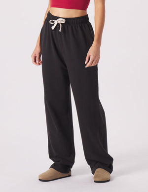 Straightleg Sweatpant: Black