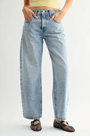 Barrel Jean - Light Wash