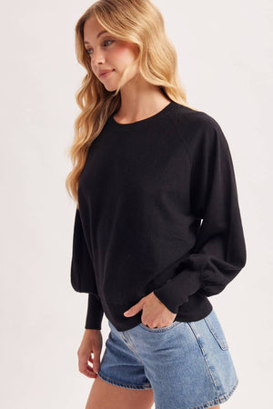 LIGHTWEIGHT KNIT SWEATER PULLOVER