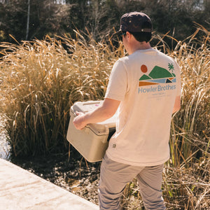 Bahía de Howler T-Shirt