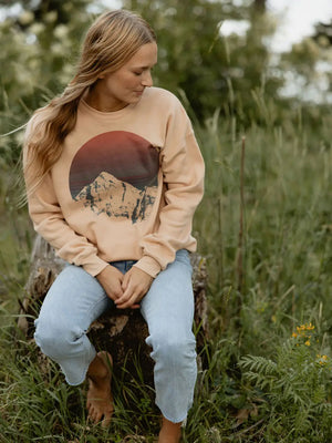 Alpenglow Crewneck - Sandstone