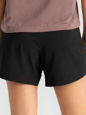 Women's Bamboo-Lined Active Breeze Short 5" - Black