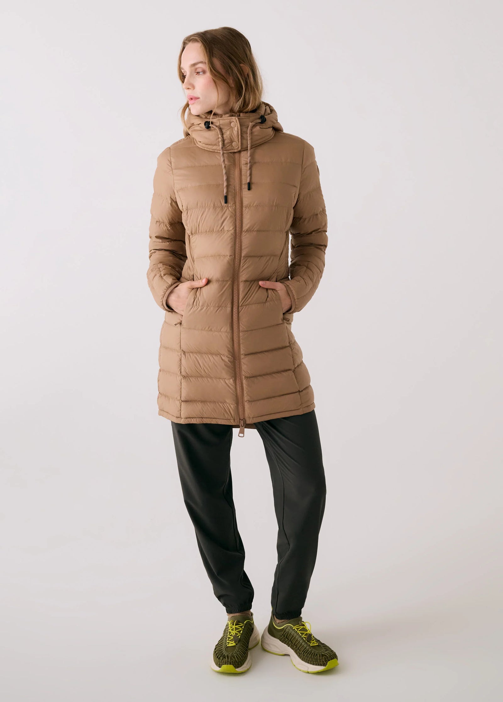 Claudia Down Jacket - Dune
